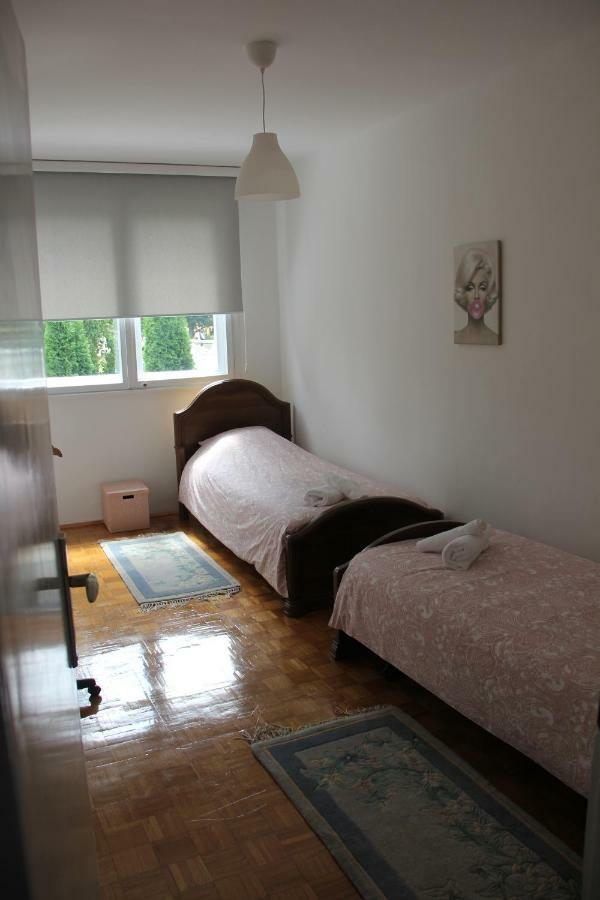 Apartman Kej Pirot Exterior photo