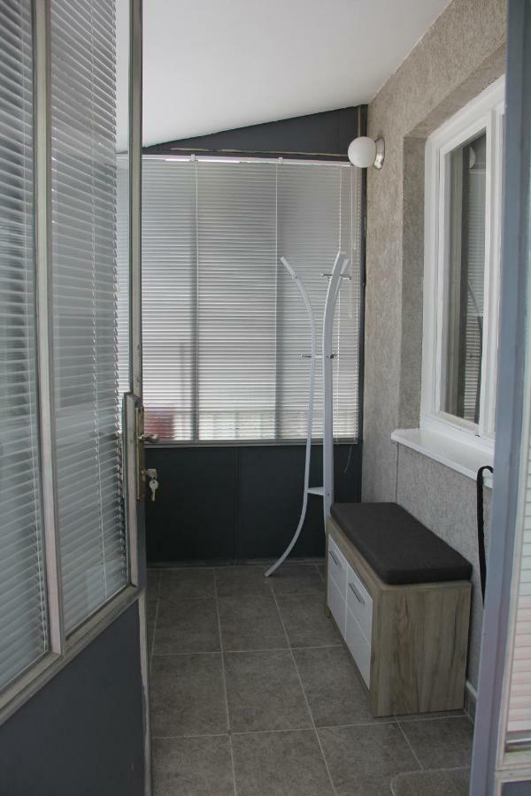Apartman Kej Pirot Exterior photo